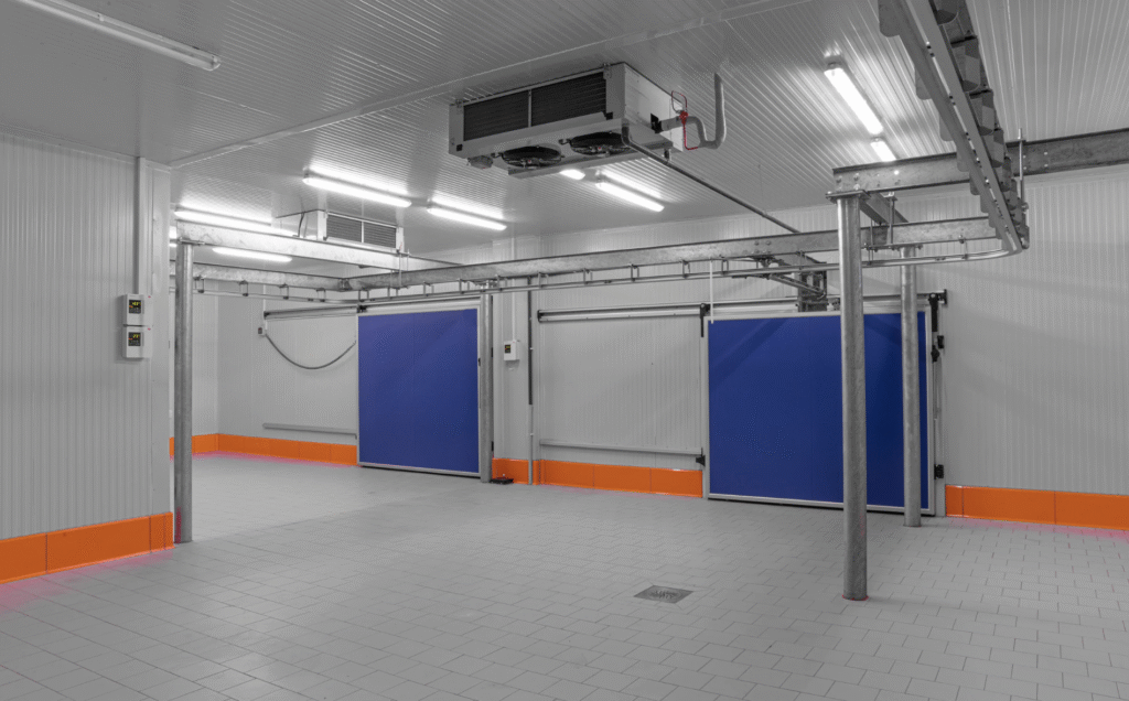 Why Cold Room Contractors Recommend Upgrading Your Chiller